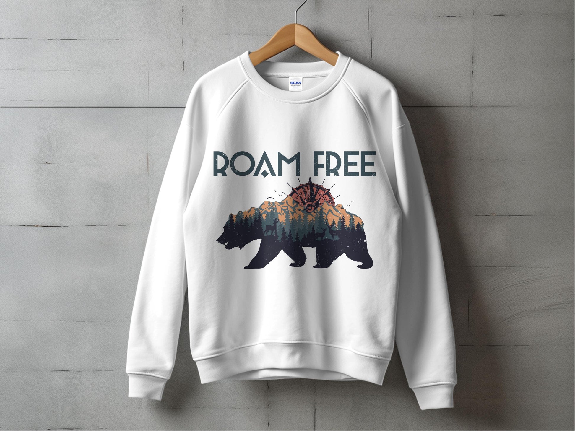 Roam Free Bear Graphic Sweatshirt, Adventure Wilderness Nature Pullover, Unisex Outdoor Hiking Apparel, Casual Cozy Top