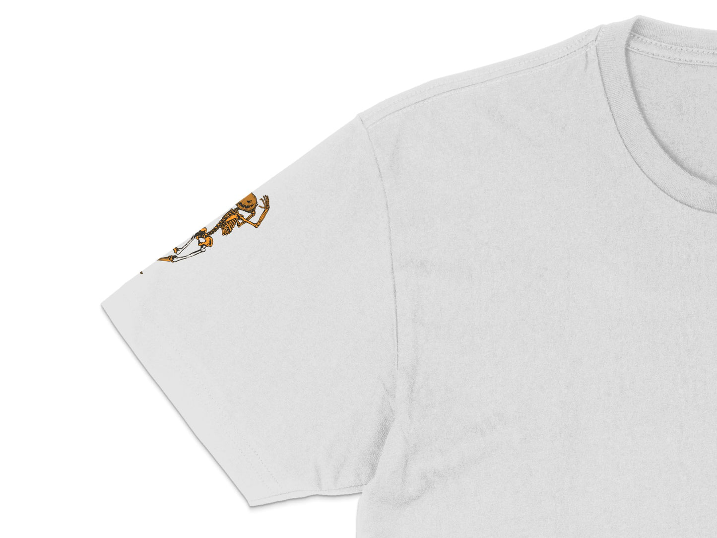 Minimalist Giraffe Print White T-Shirt, Casual Cotton Tee, Graphic Animal Design, Unisex Fashion Top