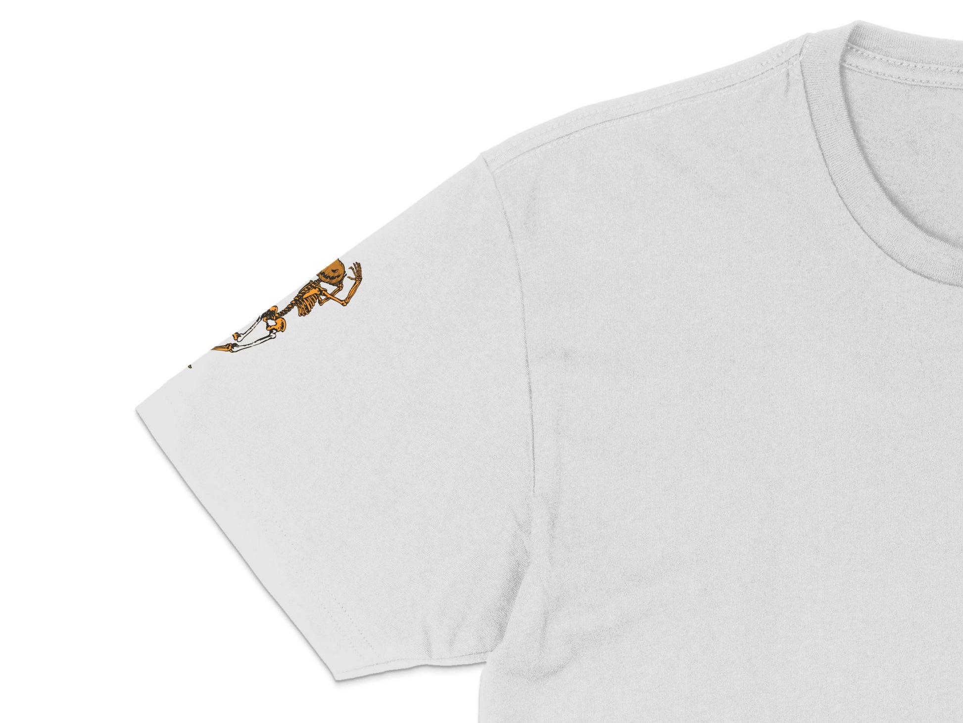 Minimalist Giraffe Print White T-Shirt, Casual Cotton Tee, Graphic Animal Design, Unisex Fashion Top