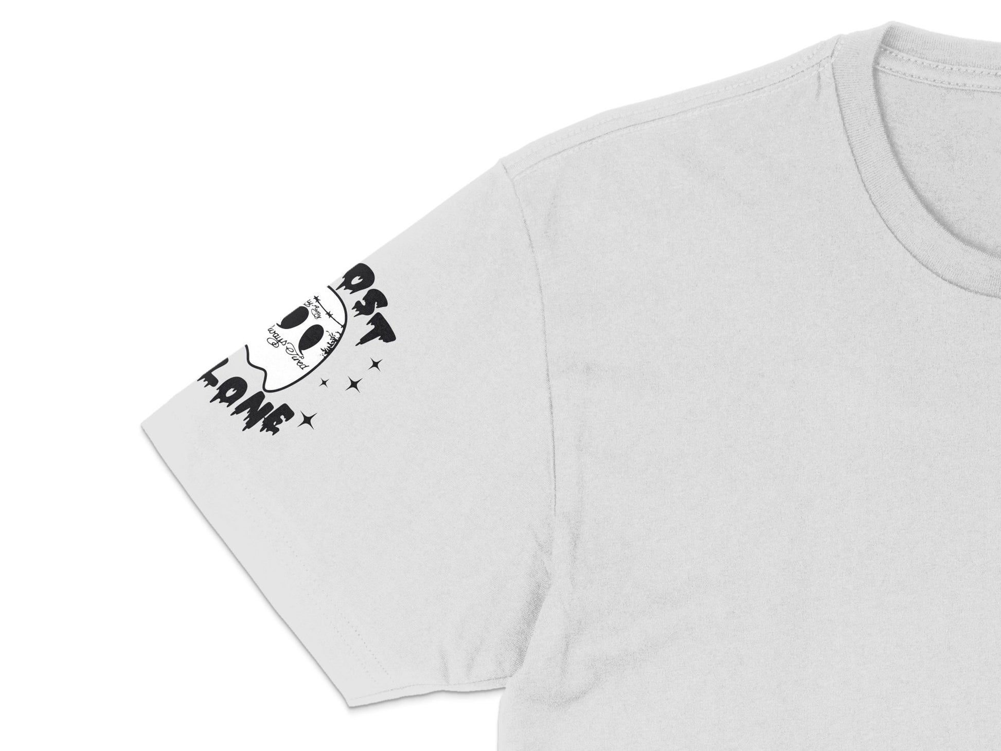 Men's White Graphic T-Shirt with Black Skull and Text Design, Casual Streetwear Tee