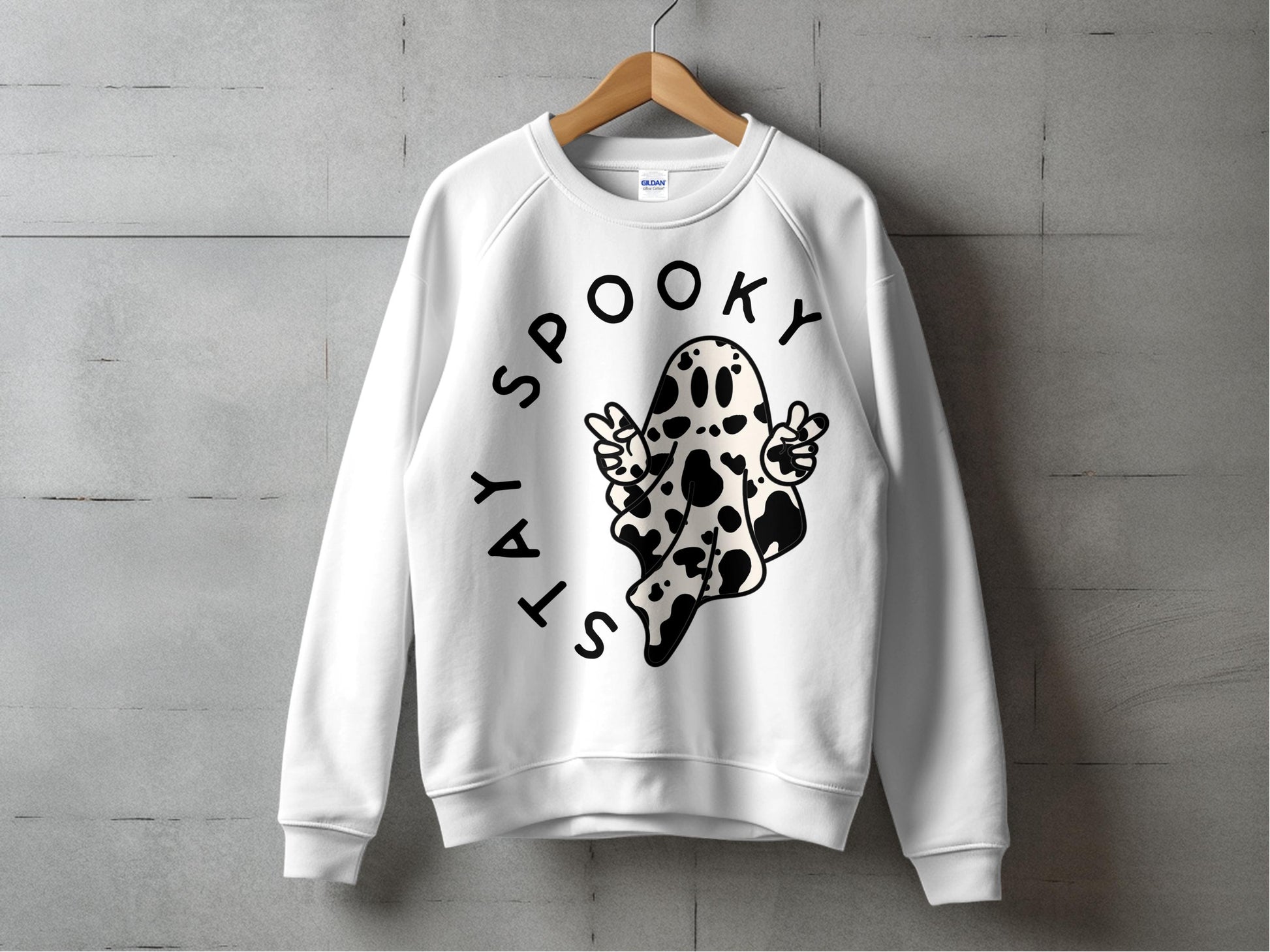 Stay Spooky Ghost Graphic Sweatshirt, Halloween Casual Pullover, Unisex Fall Fashion Top, White Crewneck Jumper with Black Print