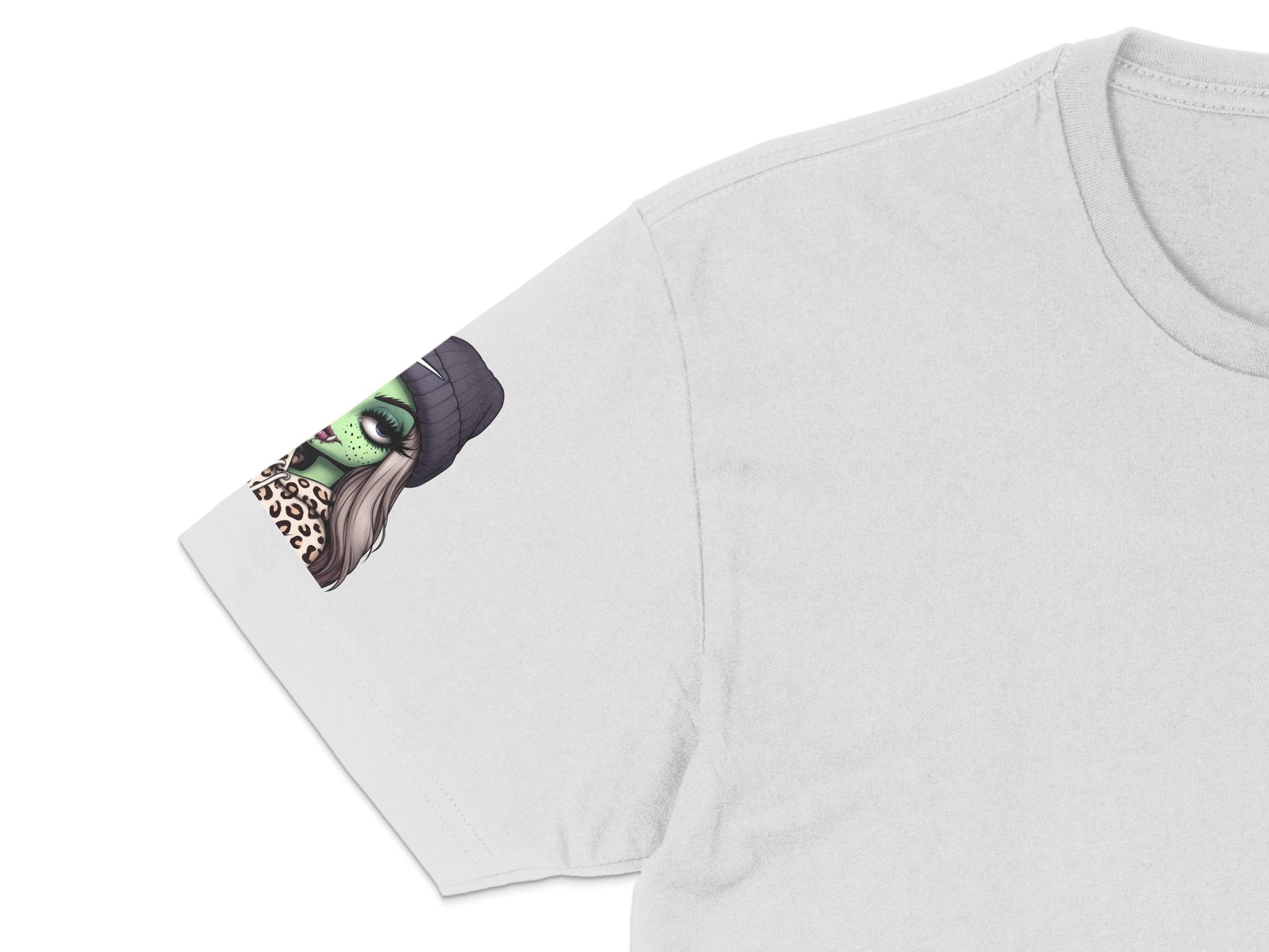 Women's Graphic T-Shirt, Green Witch Face Print, Unique Halloween Apparel, Casual Streetwear Style, Soft Cotton Tee