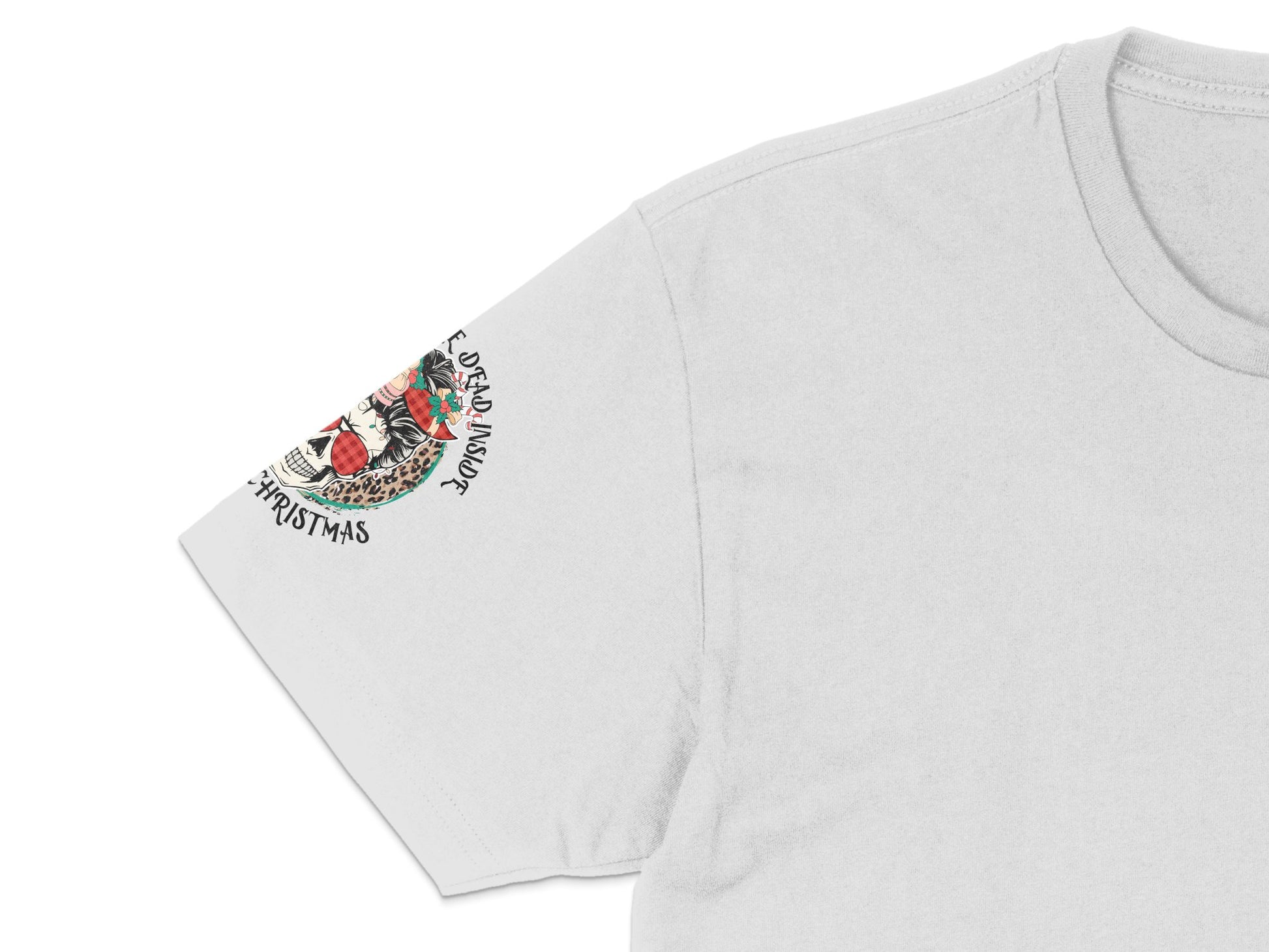 White T-Shirt with Merry Christmas Print, Holiday Graphic Tee, Casual Winter Apparel