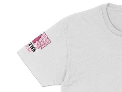 White T-Shirt with Pink Abstract Art Design, Trendy Casual Graphic Tee, Fashionable Unisex Streetwear, Soft Cotton Top