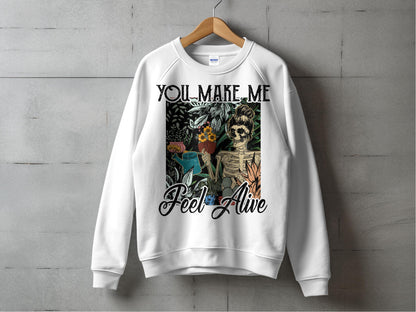 Graphic Sweatshirt with Skull and Floral Design, Vintage-Inspired Casual Streetwear, Unisex Pullover