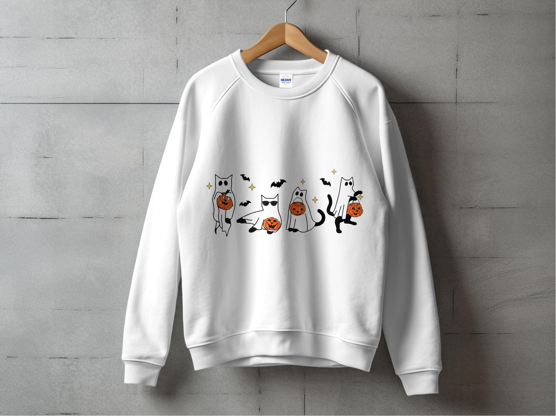 Cute Halloween Cats Sweatshirt, Spooky Kitten Graphics, Cozy Fall Fashion, White Crewneck Pullover for Autumn Celebrations